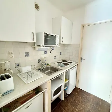 A 20min D Ajaccio, Grand 3 Personnes - Pieds Dans L'eau - Acces Direct - Vue Exceptionnelle Appartement